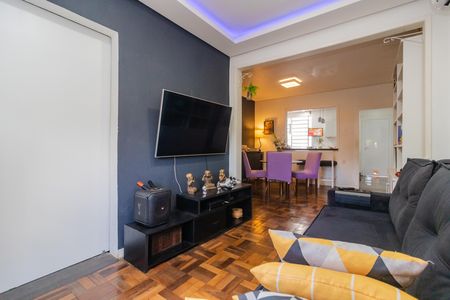 Casa à venda com 209m², 2 quartos e 2 vagas Casa à venda com 209m², 2 quartos e 2 vagasSala