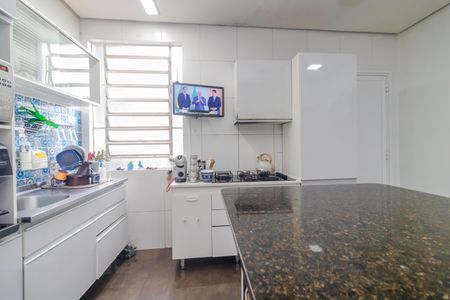 Casa à venda com 209m², 2 quartos e 2 vagas Casa à venda com 209m², 2 quartos e 2 vagasCozinha
