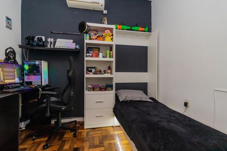 Casa à venda com 209m², 2 quartos e 2 vagas Casa à venda com 209m², 2 quartos e 2 vagasQuarto 2