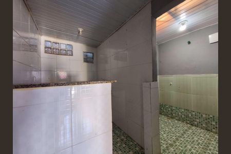 Casa à venda com 74m², 5 quartos e sem vaga Casa à venda com 74m², 5 quartos e sem vagaEdícula