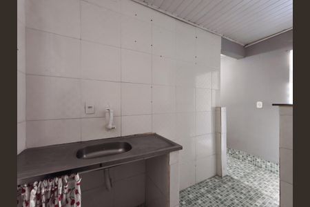 Casa à venda com 74m², 5 quartos e sem vaga Casa à venda com 74m², 5 quartos e sem vagaEdícula