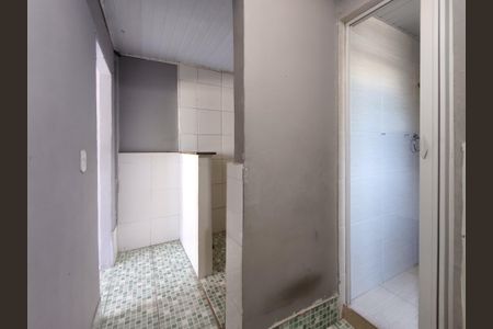 Casa à venda com 74m², 5 quartos e sem vaga Casa à venda com 74m², 5 quartos e sem vagaÁrea de Serviço