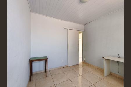Casa à venda com 74m², 5 quartos e sem vaga Casa à venda com 74m², 5 quartos e sem vagaQuarto 4