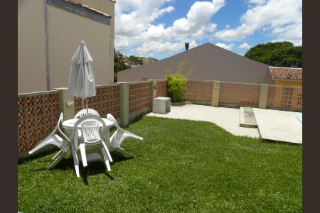 Casa de condomínio à venda com 149m², 3 quartos e 1 vaga Casa de condomínio à venda com 149m², 3 quartos e 1 vagaÁrea Externa