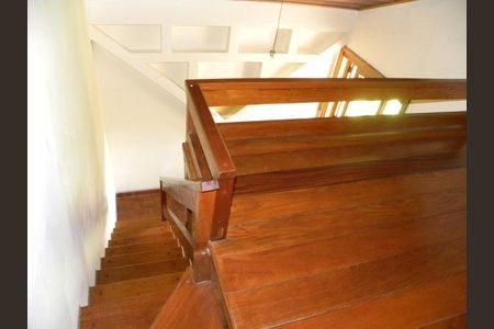 Casa de condomínio à venda com 149m², 3 quartos e 1 vaga Casa de condomínio à venda com 149m², 3 quartos e 1 vagaSala 2