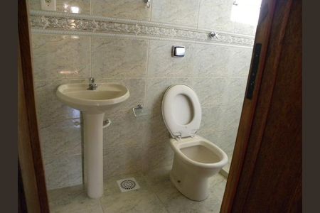 Casa de condomínio à venda com 149m², 3 quartos e 1 vaga Casa de condomínio à venda com 149m², 3 quartos e 1 vagaBanheiro