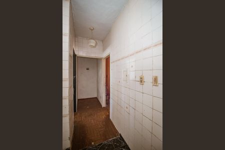 Casa à venda com 150m², 3 quartos e 1 vaga Casa à venda com 150m², 3 quartos e 1 vagaCorredor