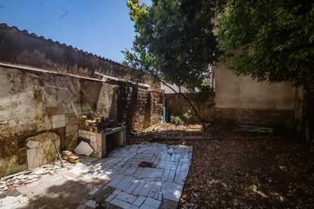 Casa à venda com 150m², 3 quartos e 1 vaga Casa à venda com 150m², 3 quartos e 1 vagaQuintal