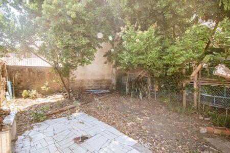 Casa à venda com 150m², 3 quartos e 1 vaga Casa à venda com 150m², 3 quartos e 1 vagaQuintal