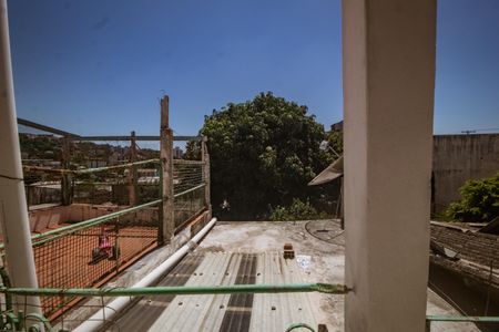 Casa à venda com 150m², 3 quartos e 1 vaga Casa à venda com 150m², 3 quartos e 1 vagaVista