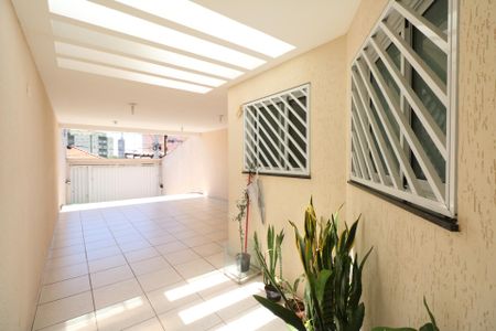 Casa à venda com 300m², 3 quartos e 4 vagas Casa à venda com 300m², 3 quartos e 4 vagasGaragem