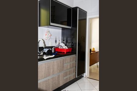 Casa de condomínio para alugar com 350m², 4 quartos e 4 vagas Casa de condomínio para alugar com 350m², 4 quartos e 4 vagasCozinha