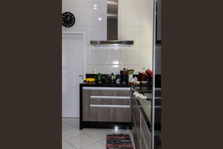 Casa de condomínio para alugar com 350m², 4 quartos e 4 vagas Casa de condomínio para alugar com 350m², 4 quartos e 4 vagasCozinha