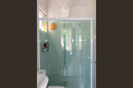 Casa de condomínio para alugar com 350m², 4 quartos e 4 vagas Casa de condomínio para alugar com 350m², 4 quartos e 4 vagasBanheiro do Quarto 3