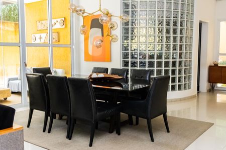 Casa de condomínio para alugar com 350m², 4 quartos e 4 vagas Casa de condomínio para alugar com 350m², 4 quartos e 4 vagasSala de Jantar