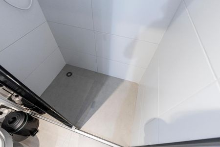 Studio para alugar com 27m², 1 quarto e sem vaga Studio para alugar com 27m², 1 quarto e sem vagaBanheiro