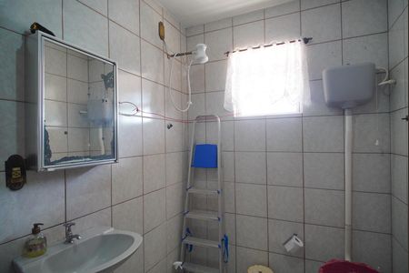 Casa à venda com 153m², 3 quartos e 2 vagas Casa à venda com 153m², 3 quartos e 2 vagasBanheiro 2