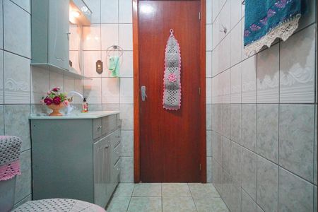 Casa à venda com 153m², 3 quartos e 2 vagas Casa à venda com 153m², 3 quartos e 2 vagasBanheiro