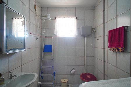 Casa à venda com 153m², 3 quartos e 2 vagas Casa à venda com 153m², 3 quartos e 2 vagasBanheiro 2