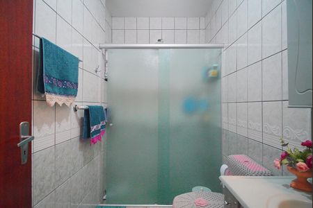 Casa à venda com 153m², 3 quartos e 2 vagas Casa à venda com 153m², 3 quartos e 2 vagasBanheiro