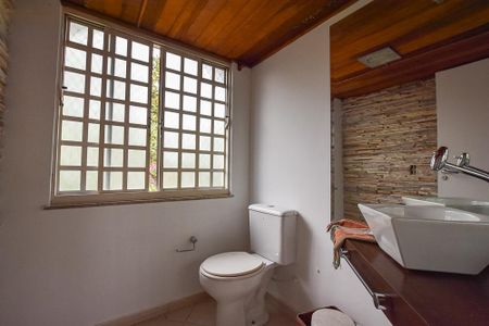 Casa à venda com 170m², 3 quartos e 2 vagas Casa à venda com 170m², 3 quartos e 2 vagasBanheiro do Quarto 3