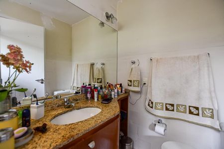 Casa à venda com 170m², 3 quartos e 2 vagas Casa à venda com 170m², 3 quartos e 2 vagasBanheiro da Suíte