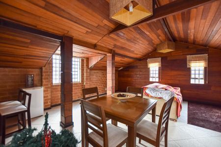 Casa à venda com 170m², 3 quartos e 2 vagas Casa à venda com 170m², 3 quartos e 2 vagasQuarto 3