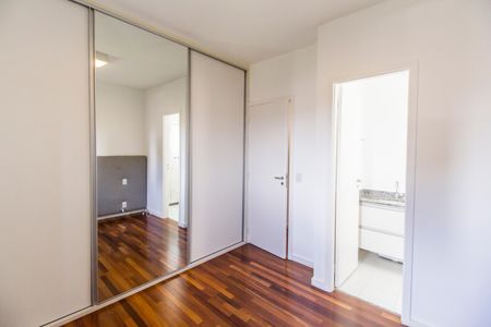 Apartamento à venda com 83m², 2 quartos e 2 vagas Apartamento à venda com 83m², 2 quartos e 2 vagasSuíte 1