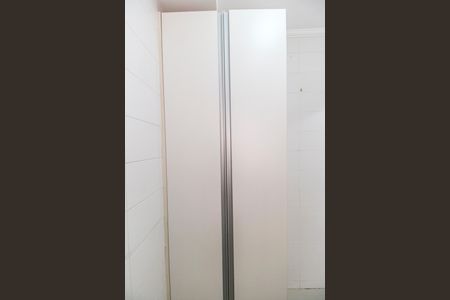 Apartamento à venda com 83m², 2 quartos e 2 vagas Apartamento à venda com 83m², 2 quartos e 2 vagasDetalhe da area de serviço