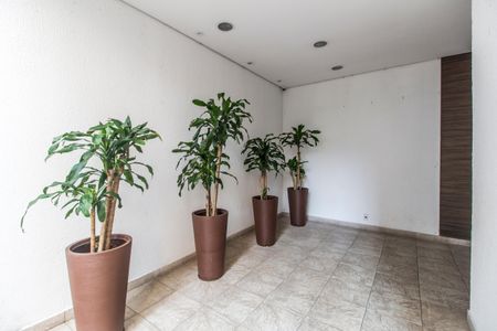 Apartamento à venda com 83m², 2 quartos e 2 vagas Apartamento à venda com 83m², 2 quartos e 2 vagasHall de entrada
