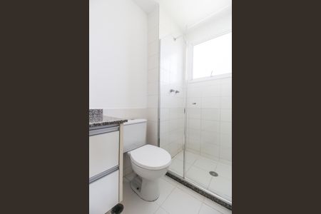 Apartamento à venda com 83m², 2 quartos e 2 vagas Apartamento à venda com 83m², 2 quartos e 2 vagasBanheiro da Suíte 1