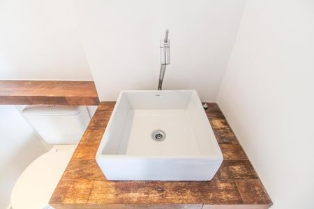 Apartamento à venda com 83m², 2 quartos e 2 vagas Apartamento à venda com 83m², 2 quartos e 2 vagasLavabo