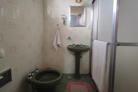 Casa à venda com 178m², 3 quartos e 2 vagas Casa à venda com 178m², 3 quartos e 2 vagasBanheiro Suíte