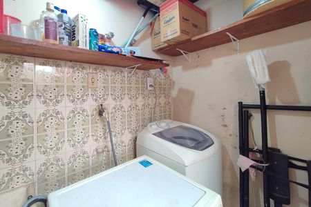 Casa à venda com 178m², 3 quartos e 2 vagas Casa à venda com 178m², 3 quartos e 2 vagasÁrea de Serviço
