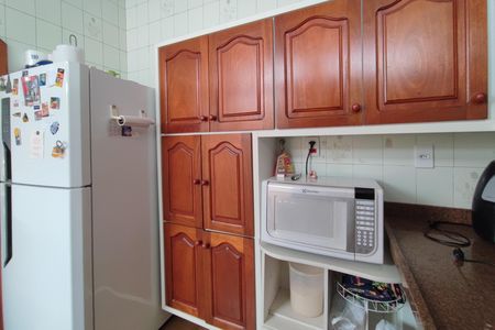 Casa à venda com 178m², 3 quartos e 2 vagas Casa à venda com 178m², 3 quartos e 2 vagasCozinha