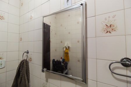 Casa à venda com 250m², 4 quartos e 3 vagas Casa à venda com 250m², 4 quartos e 3 vagasBanheiro 2