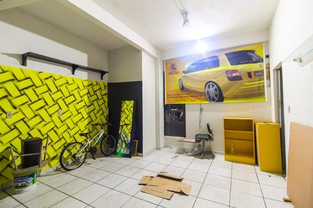 Casa à venda com 250m², 4 quartos e 3 vagas Casa à venda com 250m², 4 quartos e 3 vagasQuarto de Serviço