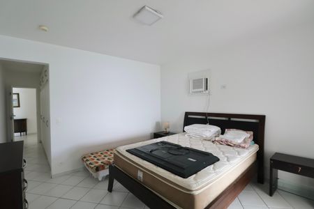 Apartamento para alugar com 180m², 4 quartos e 2 vagas Apartamento para alugar com 180m², 4 quartos e 2 vagasQuarto Suíte