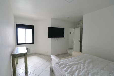 Apartamento para alugar com 180m², 4 quartos e 2 vagas Apartamento para alugar com 180m², 4 quartos e 2 vagasQuarto Suíte 2