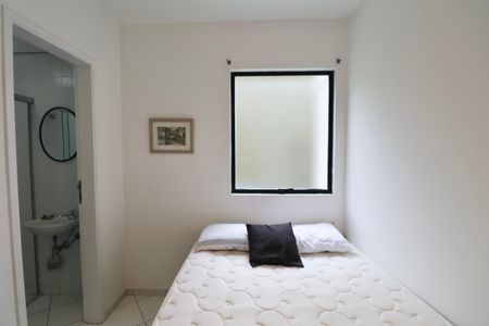 Apartamento para alugar com 180m², 4 quartos e 2 vagas Apartamento para alugar com 180m², 4 quartos e 2 vagasQuarto de Serviço