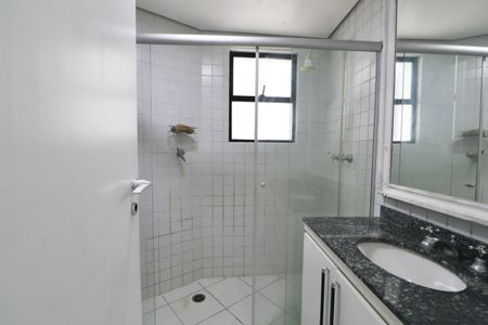 Apartamento para alugar com 180m², 4 quartos e 2 vagas Apartamento para alugar com 180m², 4 quartos e 2 vagasBanheiro Suíte 3