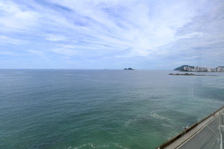 Apartamento para alugar com 180m², 4 quartos e 2 vagas Apartamento para alugar com 180m², 4 quartos e 2 vagasVista