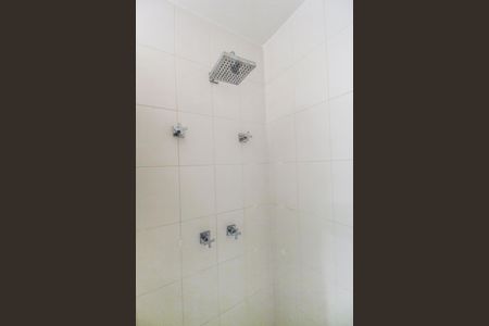 Apartamento à venda com 94m², 3 quartos e 1 vaga Apartamento à venda com 94m², 3 quartos e 1 vagaBanheiro 2