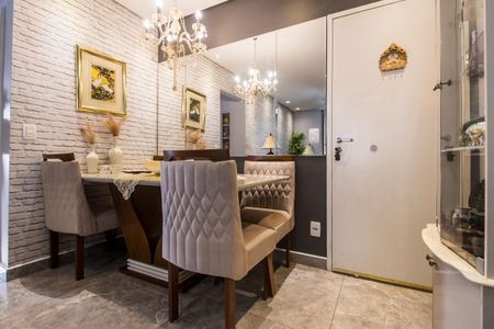 Apartamento à venda com 94m², 3 quartos e 1 vaga Apartamento à venda com 94m², 3 quartos e 1 vagaSala de Jantar