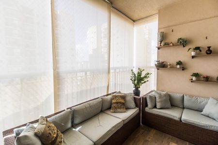 Apartamento à venda com 94m², 3 quartos e 1 vaga Apartamento à venda com 94m², 3 quartos e 1 vagaVaranda gourmet