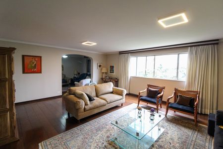 Apartamento para alugar com 237m², 5 quartos e 2 vagas Apartamento para alugar com 237m², 5 quartos e 2 vagasSala