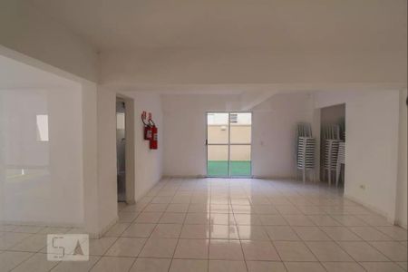 Apartamento à venda com 66m², 2 quartos e 1 vaga Apartamento à venda com 66m², 2 quartos e 1 vagaÁrea comum - Salão de festas