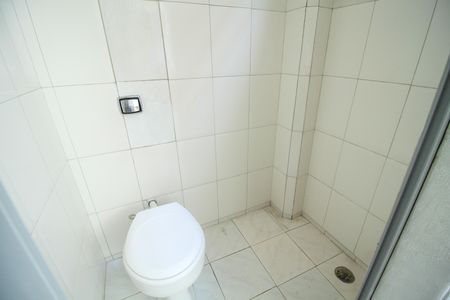 Apartamento à venda com 92m², 3 quartos e sem vaga Apartamento à venda com 92m², 3 quartos e sem vagaBanheiro de Serviço