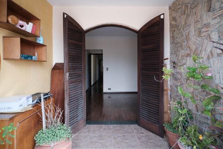 Casa à venda com 140m², 3 quartos e 4 vagas Casa à venda com 140m², 3 quartos e 4 vagasQuarto 3