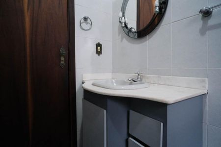 Casa à venda com 140m², 3 quartos e 4 vagas Casa à venda com 140m², 3 quartos e 4 vagasBanheiro